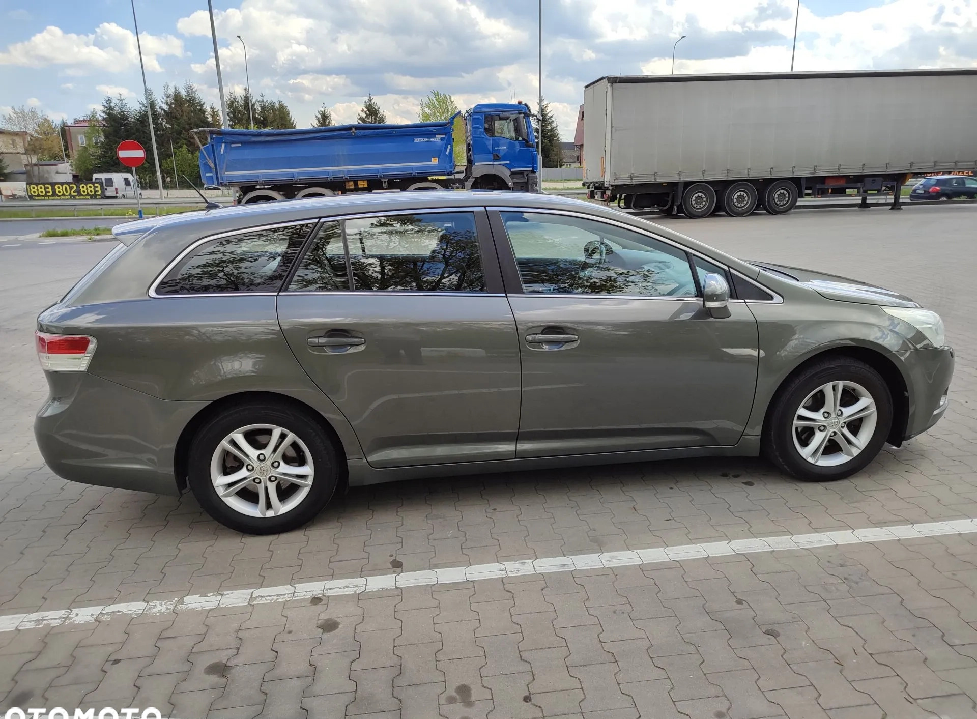 Toyota Avensis cena 25900 przebieg: 308000, rok produkcji 2009 z Radom małe 154